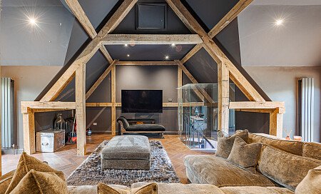 Location Creation:Essex barn:TV space