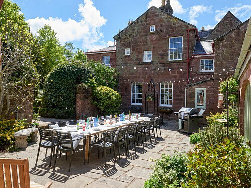 court yard Minton-Hall42