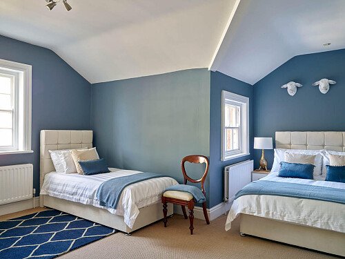 victoria 2 Minton-Hall31