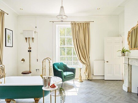 Windle ensuite 2-Hill84487-scaled