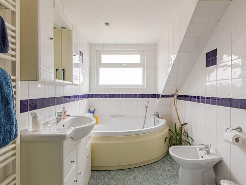 Image for Location 2457