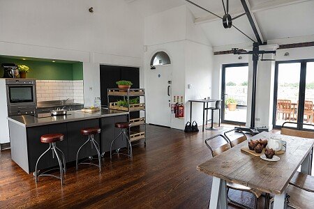 4C Kitchen B-062 small