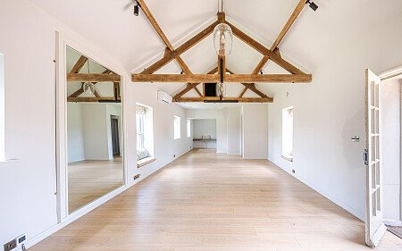 Location Creation: Kirby Farm:Studio