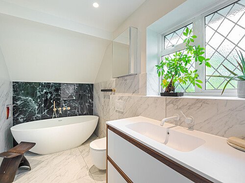 Location Creation: Lawn House: bathroom (3)