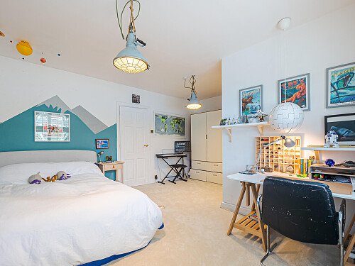 Location Creation: Lawn House: bedroom (3)