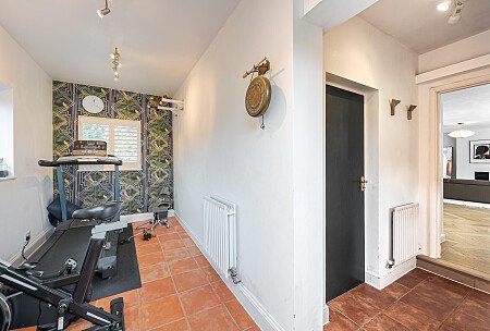 Location Creation: Lawn House: utility and gym