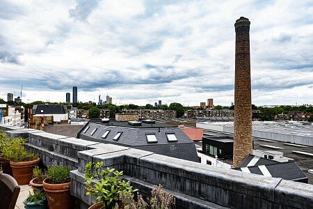 8B Tam studio B-383 small