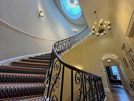 8. ARK Loc - Queen Anne's Gate