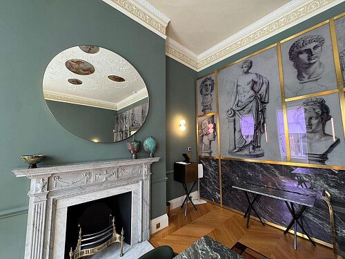 16. ARK Loc - Queen Anne's Gate