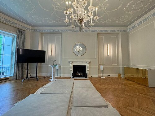 25. ARK Loc - Queen Anne's Gate