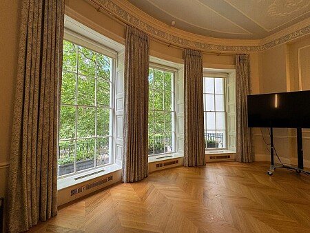 28. ARK Loc - Queen Anne's Gate