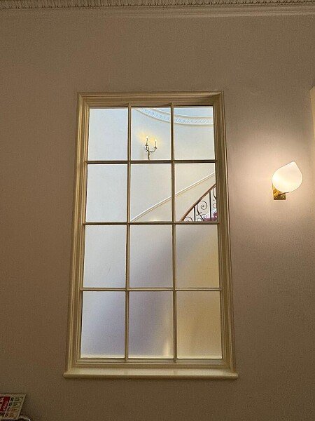 32. ARK Loc - Queen Anne's Gate