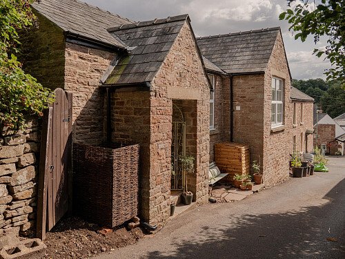 Victorian house, single track lane, forest of dean, country lane, stone house