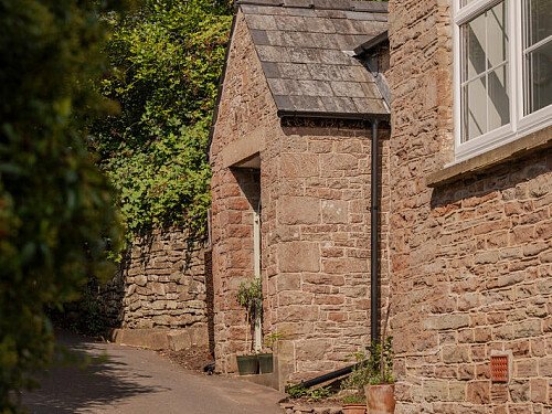 forest of dean, country lane, brambles, stone house