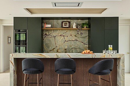 The Walled Garden3064