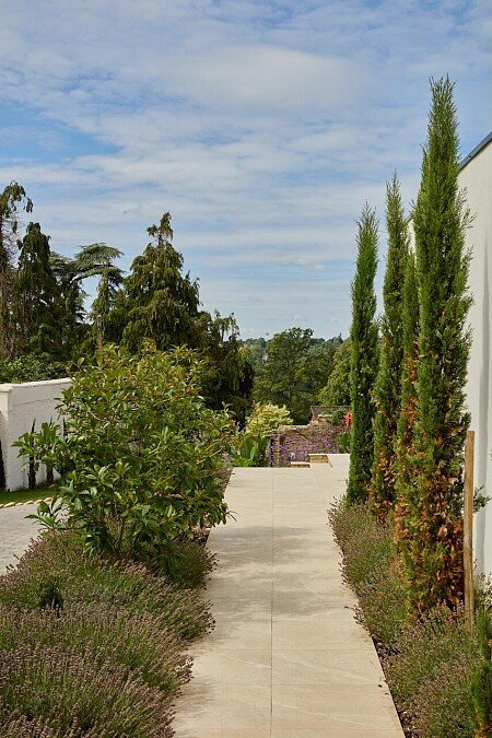 The Walled Garden2941