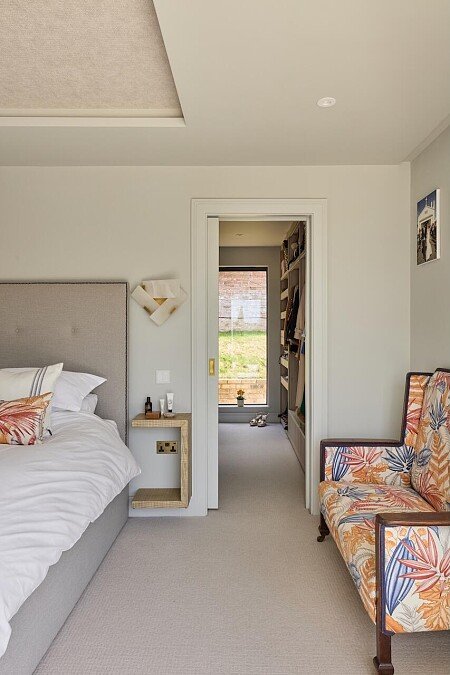 The Walled Garden2995