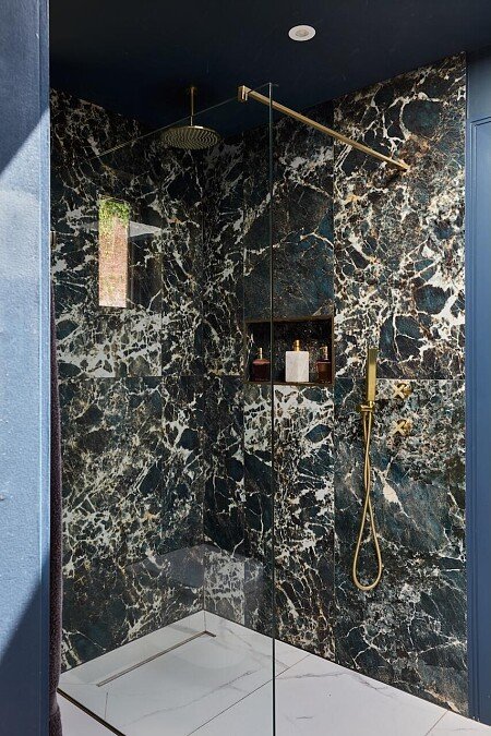 The Walled Garden3010