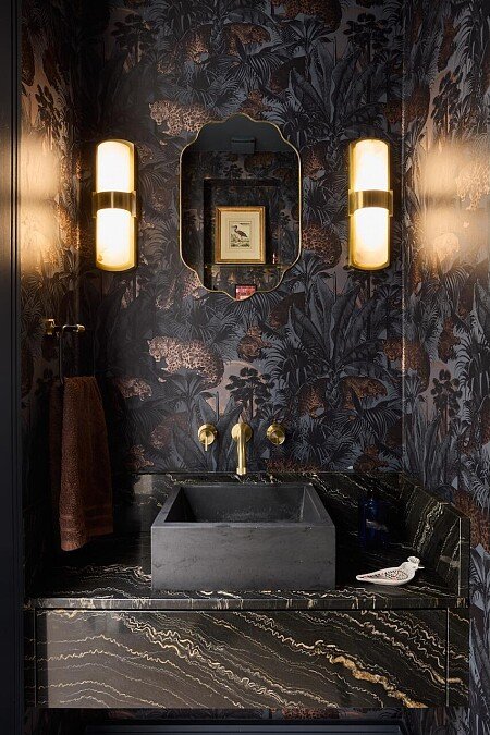 The Walled Garden3041