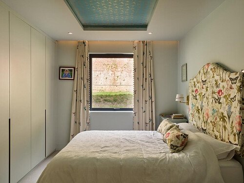 The Walled Garden3146