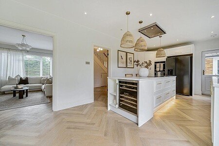 1321033-17-6888a6e80d21d