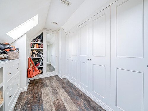 1347983-8-68c2a513af9b7