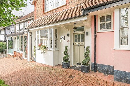 1347983-9-68c2abd2ed8f6