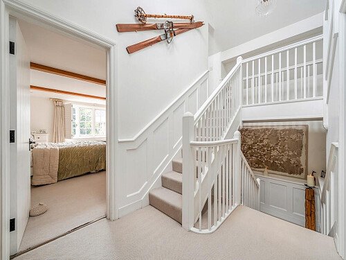 1347983-22-68c2a65d649d3