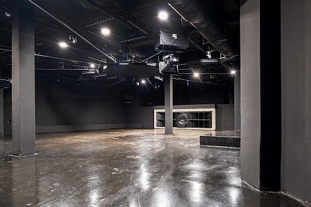 Black Studio House Lights 35