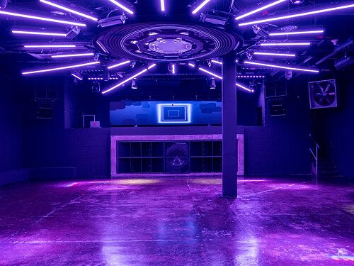 Black Studio screen lights 48