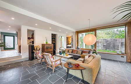 Location Creation:Henley House RG9:Living room 4