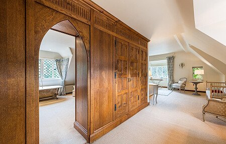 Location Creation:Lake House:bath 3 alt