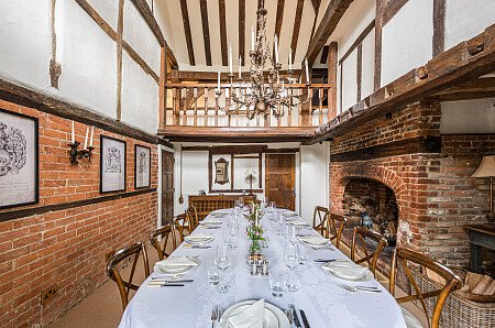 Location Creation:Lake House:dining room