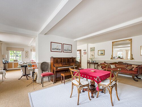 Location Creation:Lake House:drawing room 2