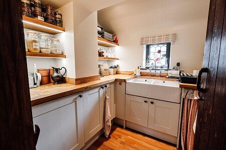 Kate_Gummer_Home-050