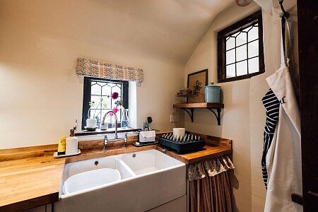 Kate_Gummer_Home-051