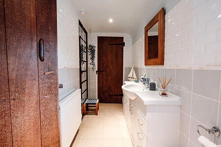 Kate_Gummer_Home-063