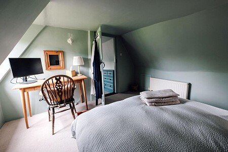 Kate_Gummer_Home-086