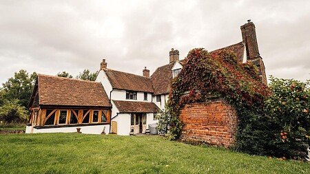 Kate_Gummer_Home-120