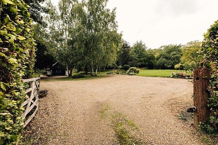 Kate_Gummer_Home-150