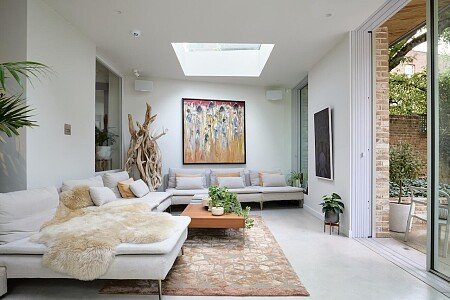 Location Creation:Chiswick Dock:annexe living