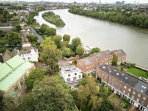 Location Creation:Chiswick Dock:ariel