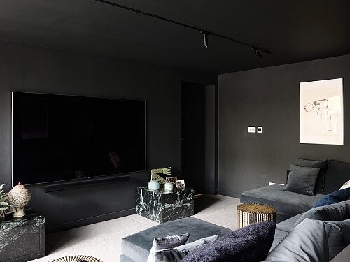 Location Creation:Chiswick Dock:cinema