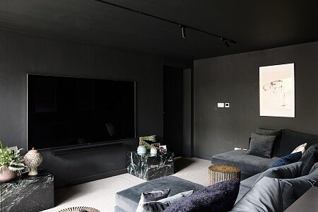 Location Creation:Chiswick Dock:cinema