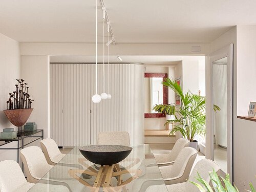 Location Creation:Chiswick Dock:dining 2