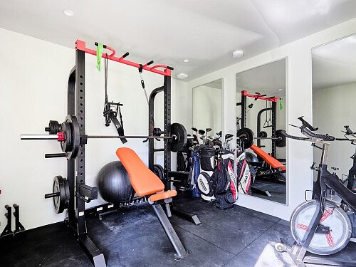 Location Creation:Chiswick Dock:gym