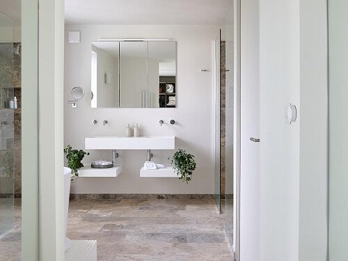 Location Creation:Chiswick Dock:master bathroom3