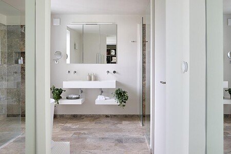 Location Creation:Chiswick Dock:master bathroom3