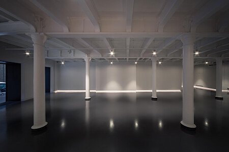 Gallery floor - blank canvas 6