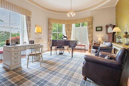 30443at638605403830000000